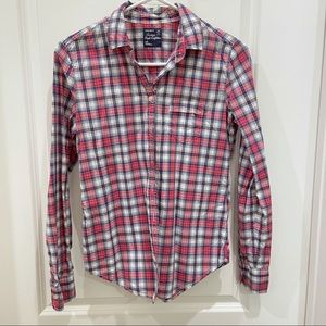 American Eagle Pink and Blue Plaid Button Down Long Sleeves Size S